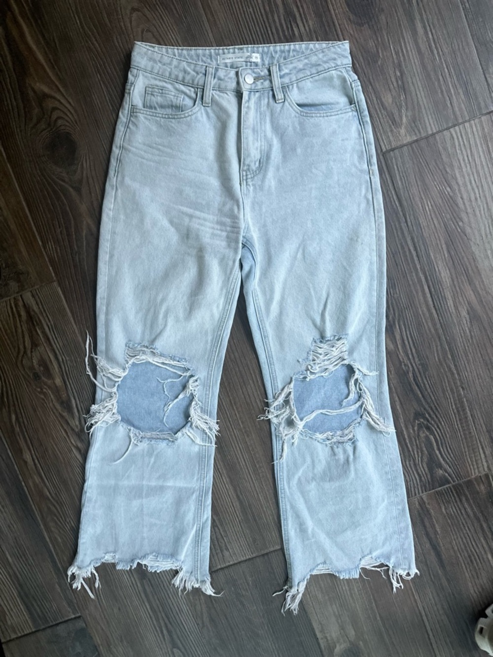 Altar'd State Light Blue Distressed Cropped Straight Leg Jeans - Picture 1 of 12